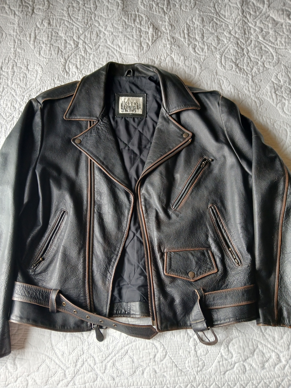 🖤City Streets Black Leather Bomber Jacket with Brown Piping